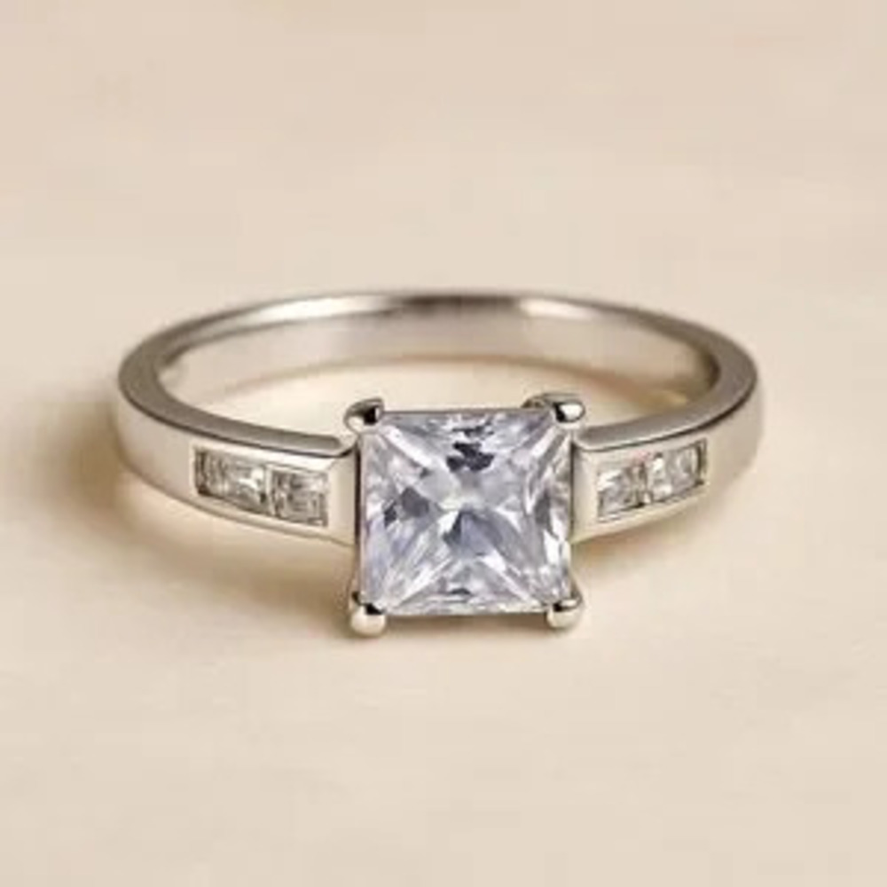 ?? Bridal Engagement Ring with Square Gemstone